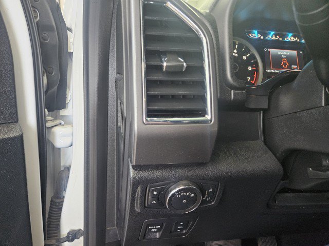 Used 2016 Ford F150 XLT w/ Equipment Group 302A Luxury AWD/4WD image 27