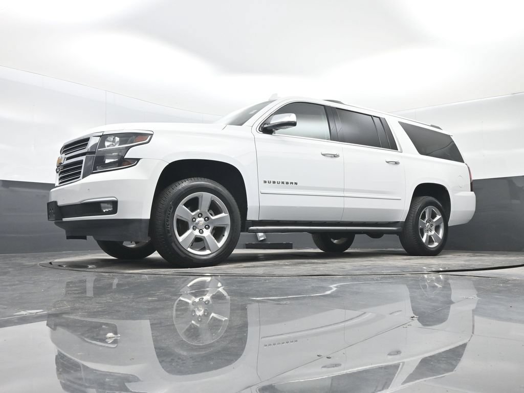 Used 2018 Chevrolet Suburban Premier RWD image 26
