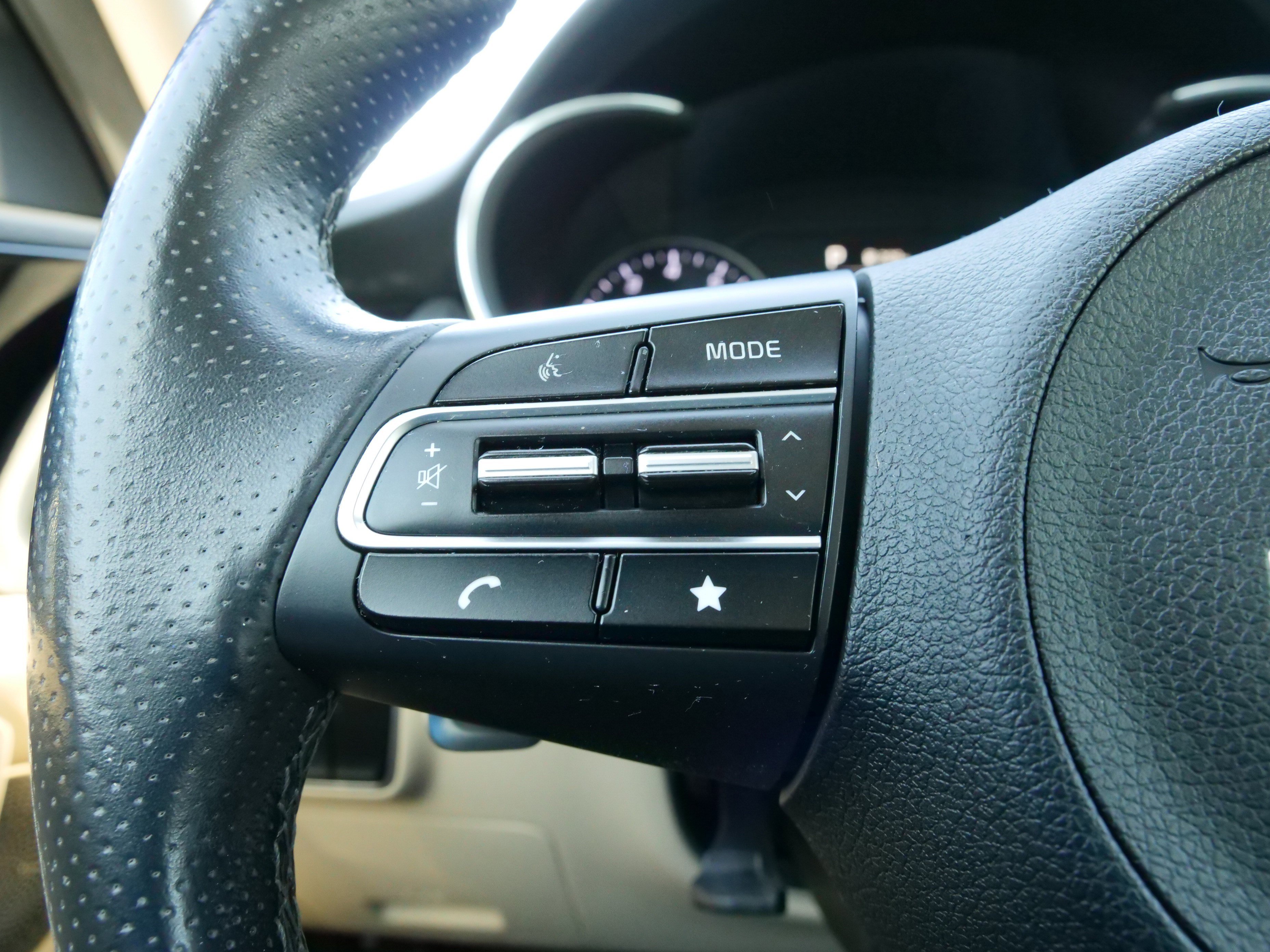 Used 2022 Kia Stinger GT-Line w/ Sun & Sound Package image 22