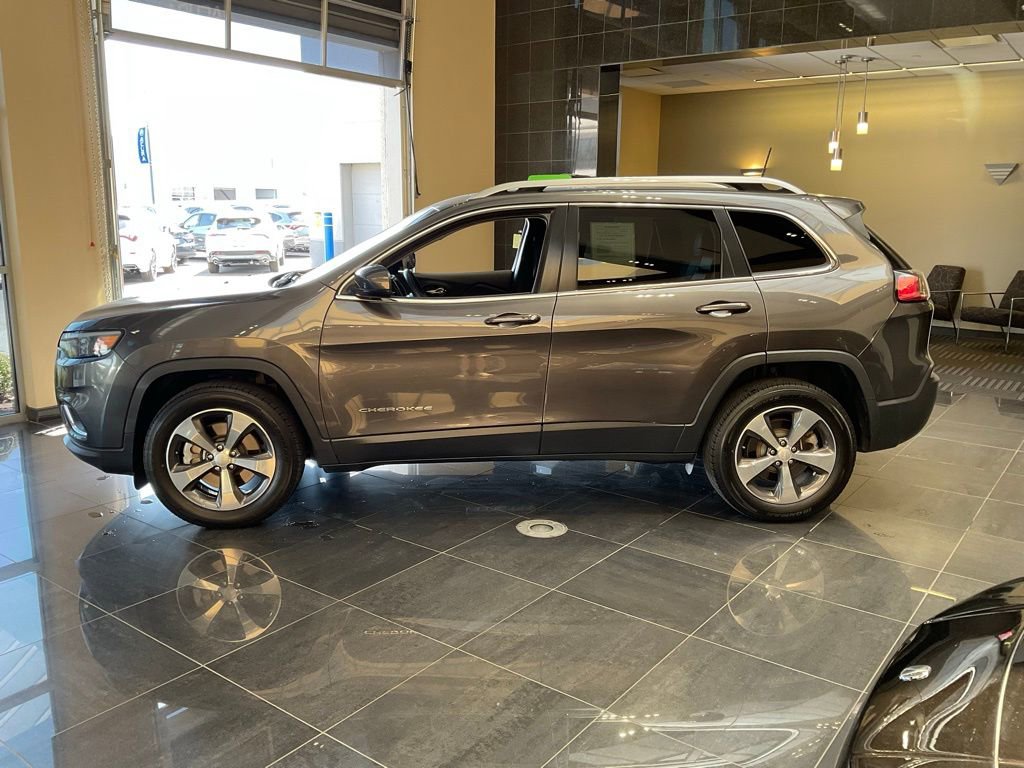Used 2019 Jeep Cherokee Limited image 5