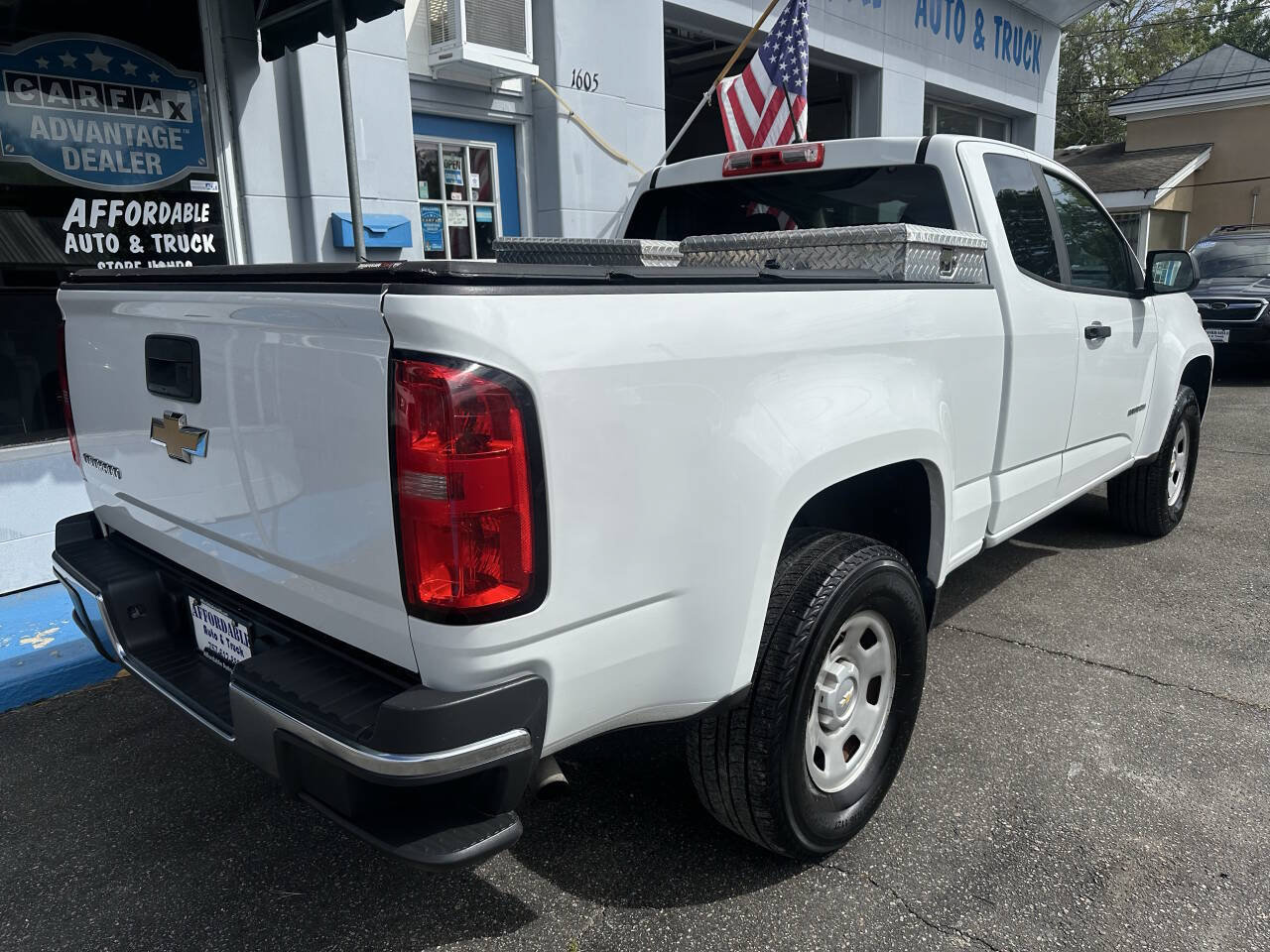 Used 2019 Chevrolet Colorado W/T RWD image 6