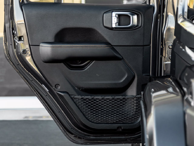 Used 2021 Jeep Wrangler Unlimited Sahara AWD/4WD image 28