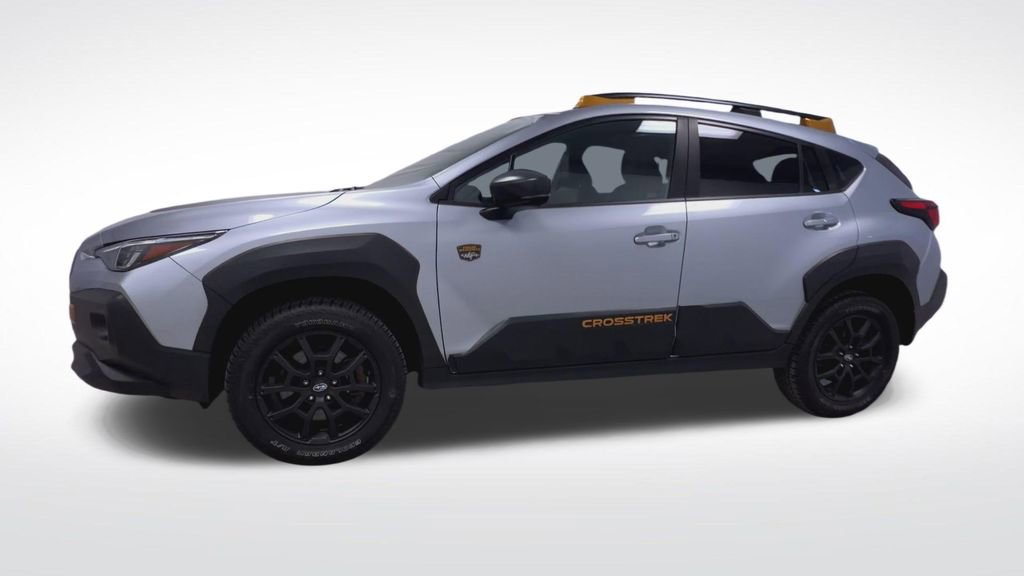 Used 2025 Subaru Crosstrek 2.5i Wilderness image 4