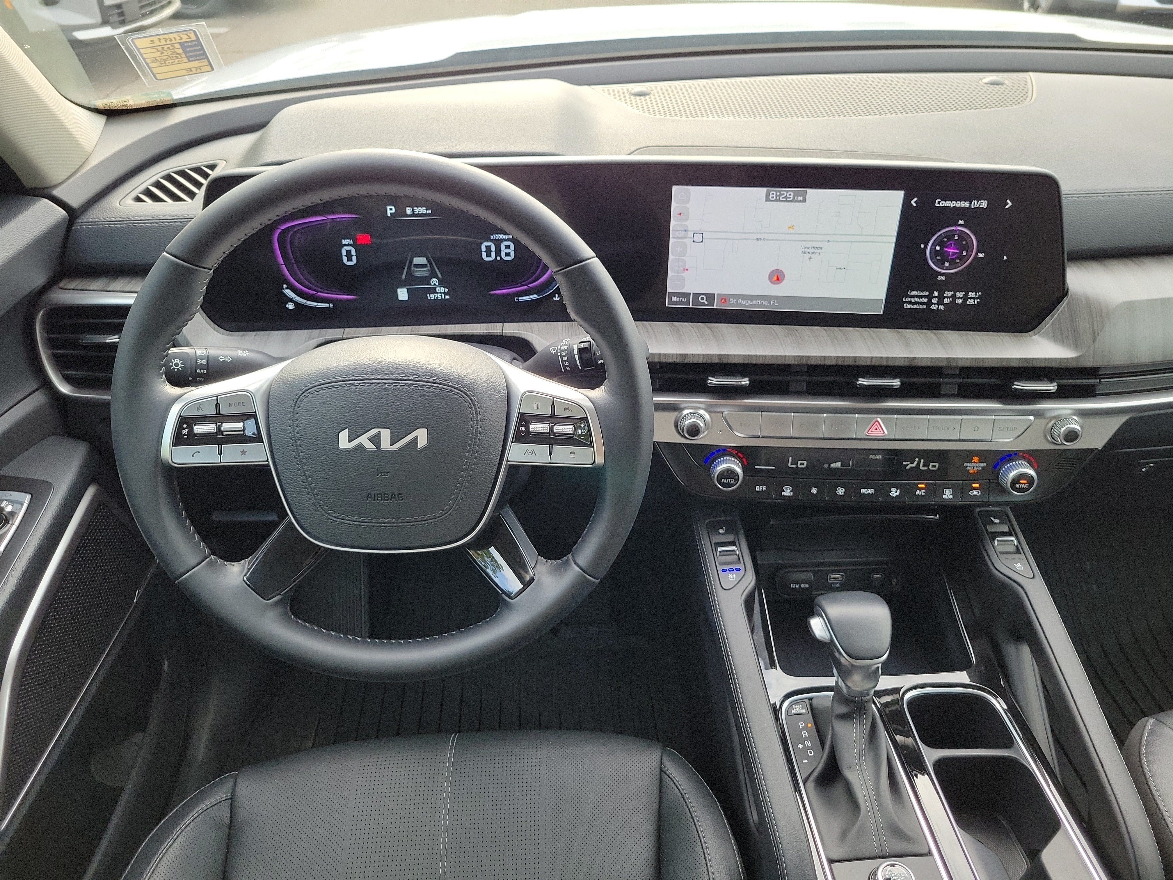 Certified 2025 Kia Telluride EX FWD image 17