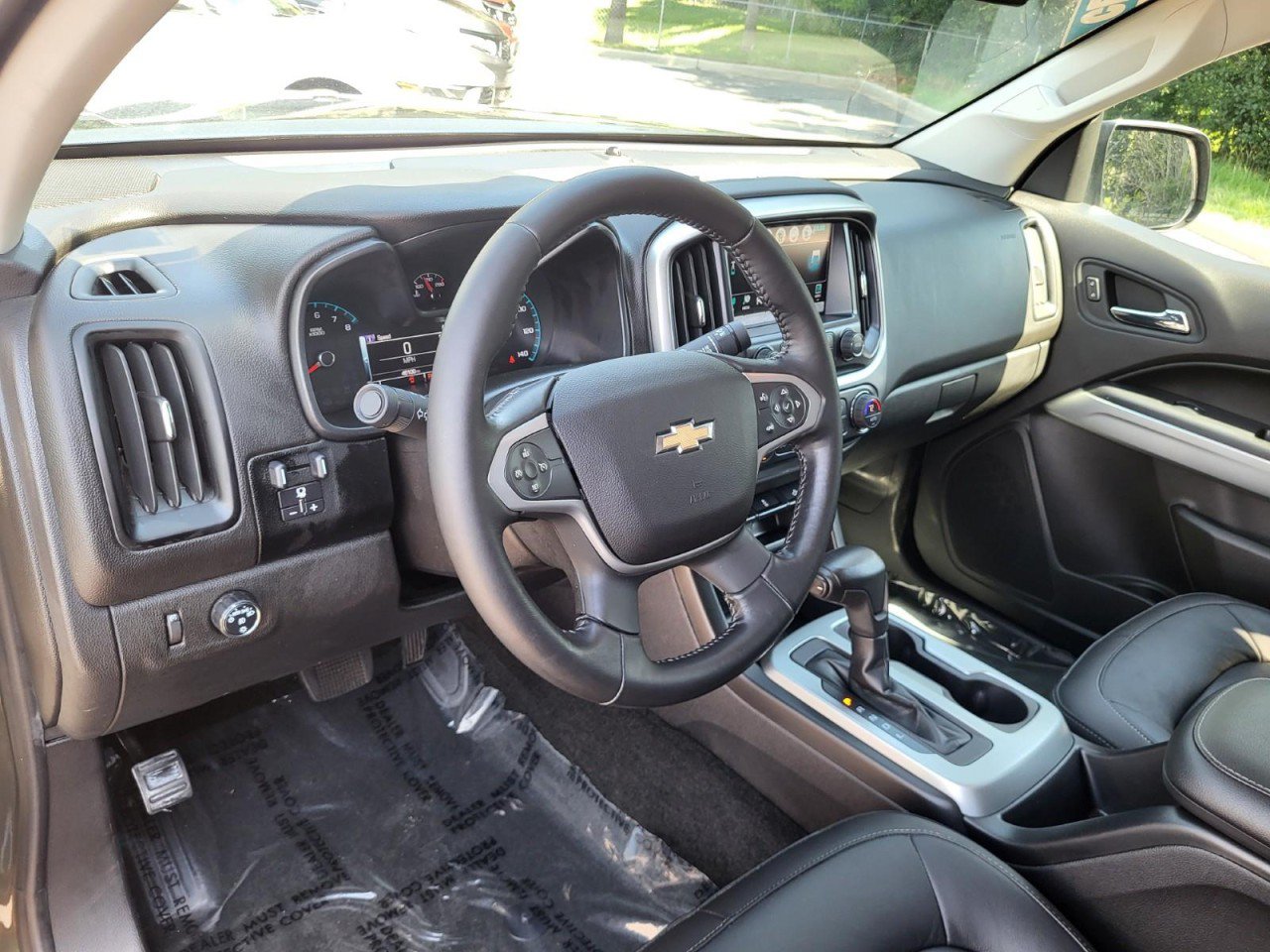 Used 2018 Chevrolet Colorado LT w/ Luxury Package, Chrome RWD image 10