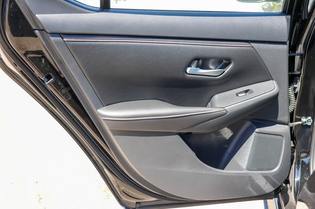 Used 2024 Nissan Sentra SR w/ SR Premium Package FWD image 12