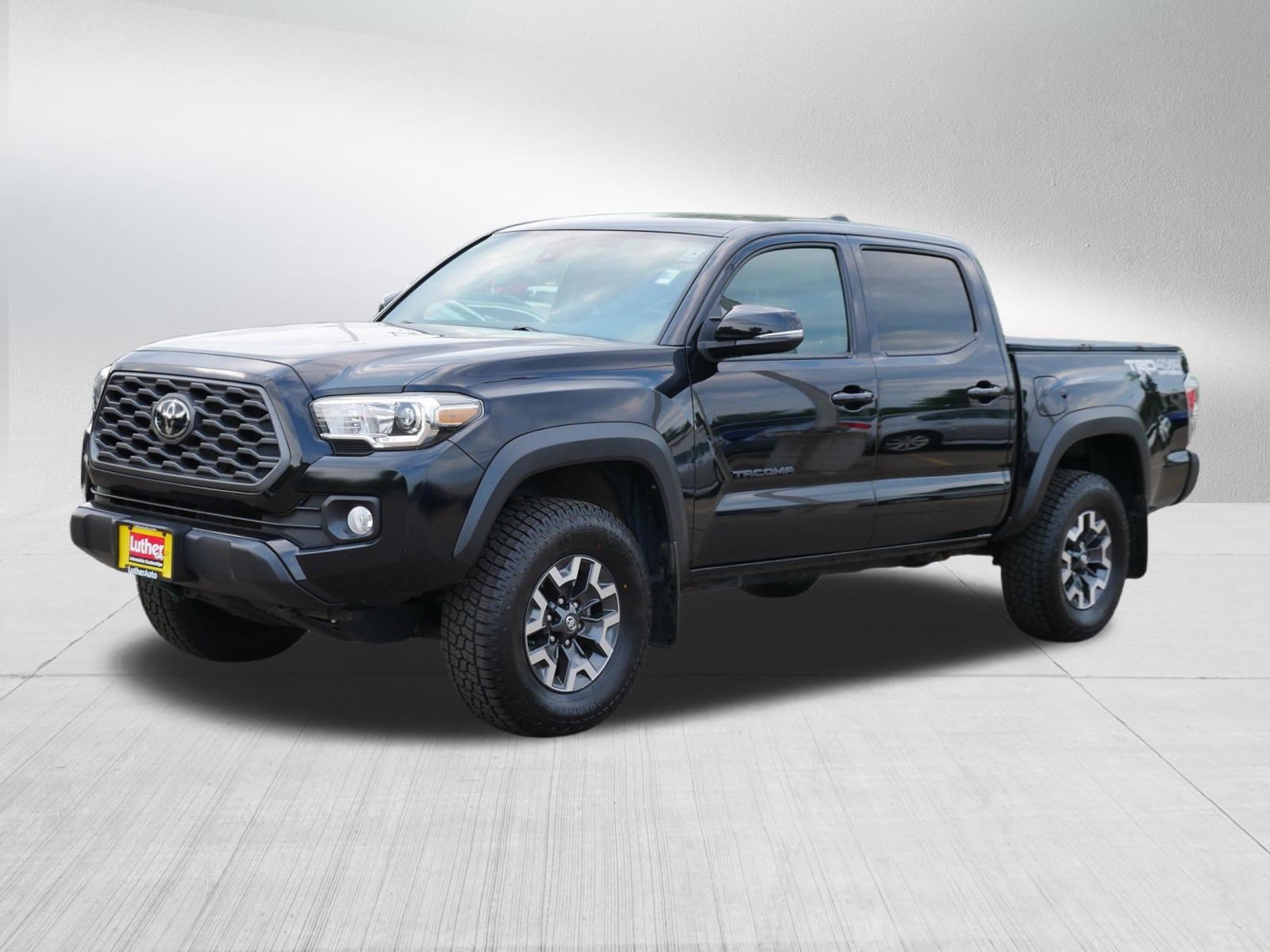 Used 2021 Toyota Tacoma TRD Off-Road AWD/4WD image 3