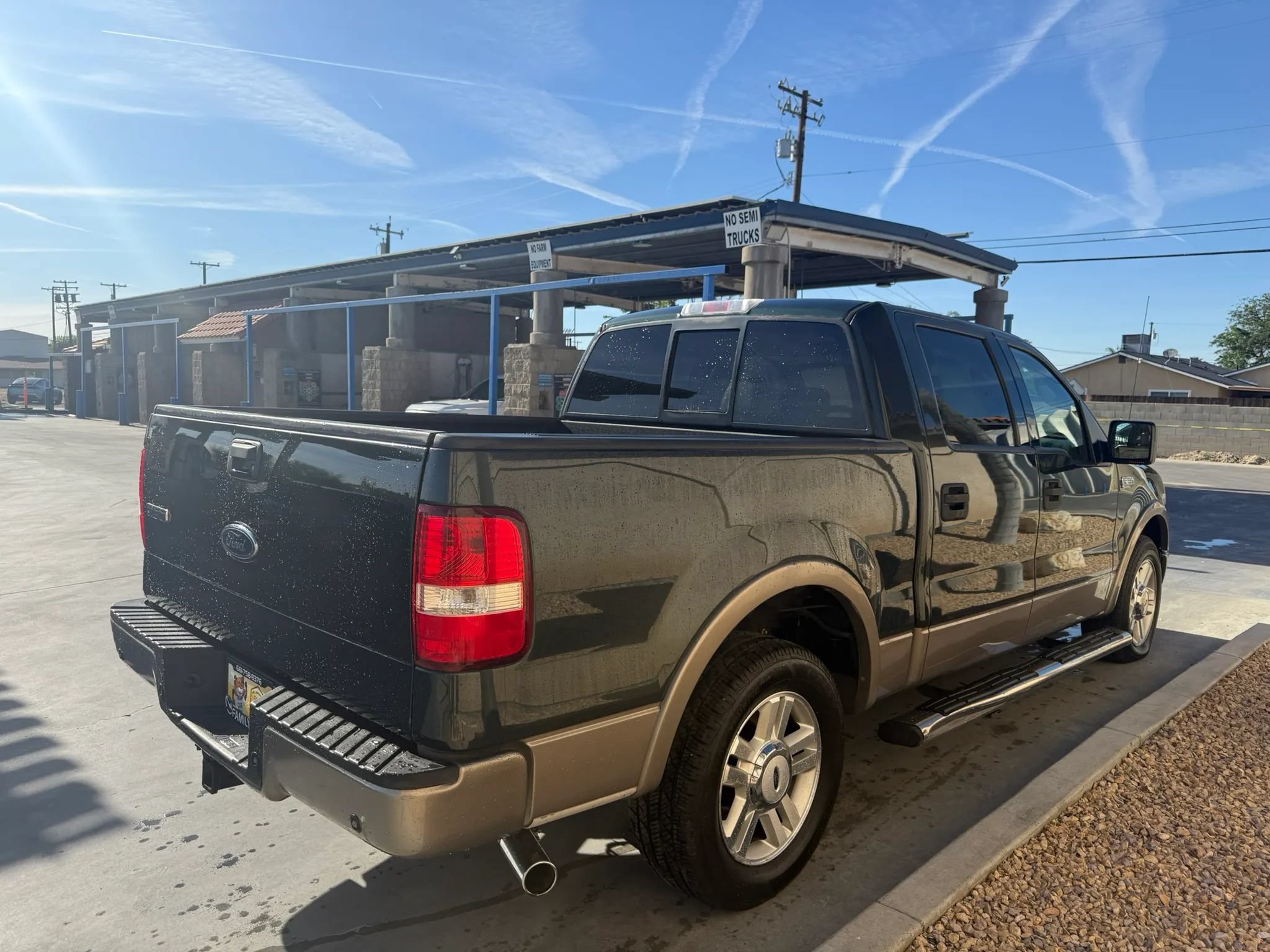 Used 2004 Ford F150 Lariat RWD image 4
