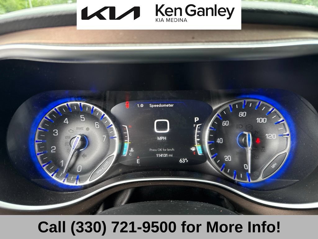 Used 2017 Chrysler Pacifica Touring-L Plus w/ Advanced Safetytec Group FWD image 48