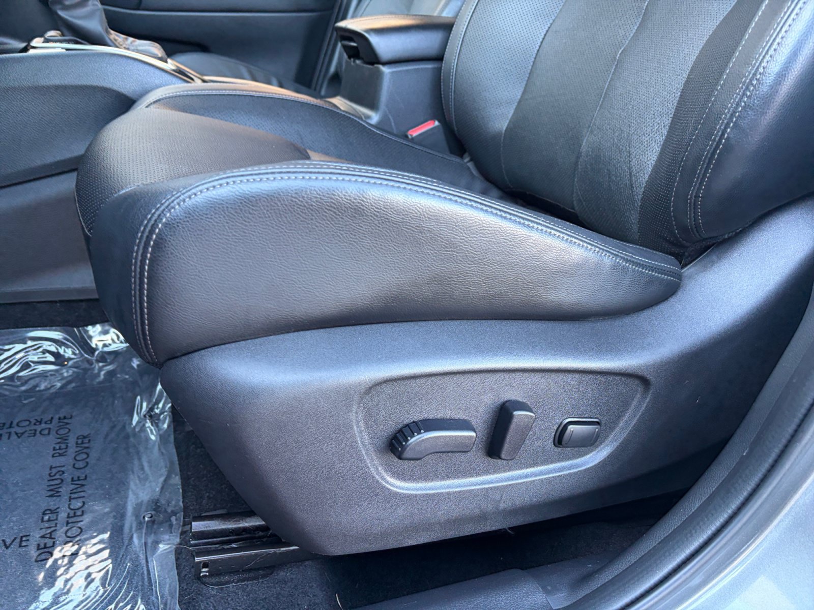 Used 2021 Nissan Rogue Sport SL w/ Premium Package FWD image 13