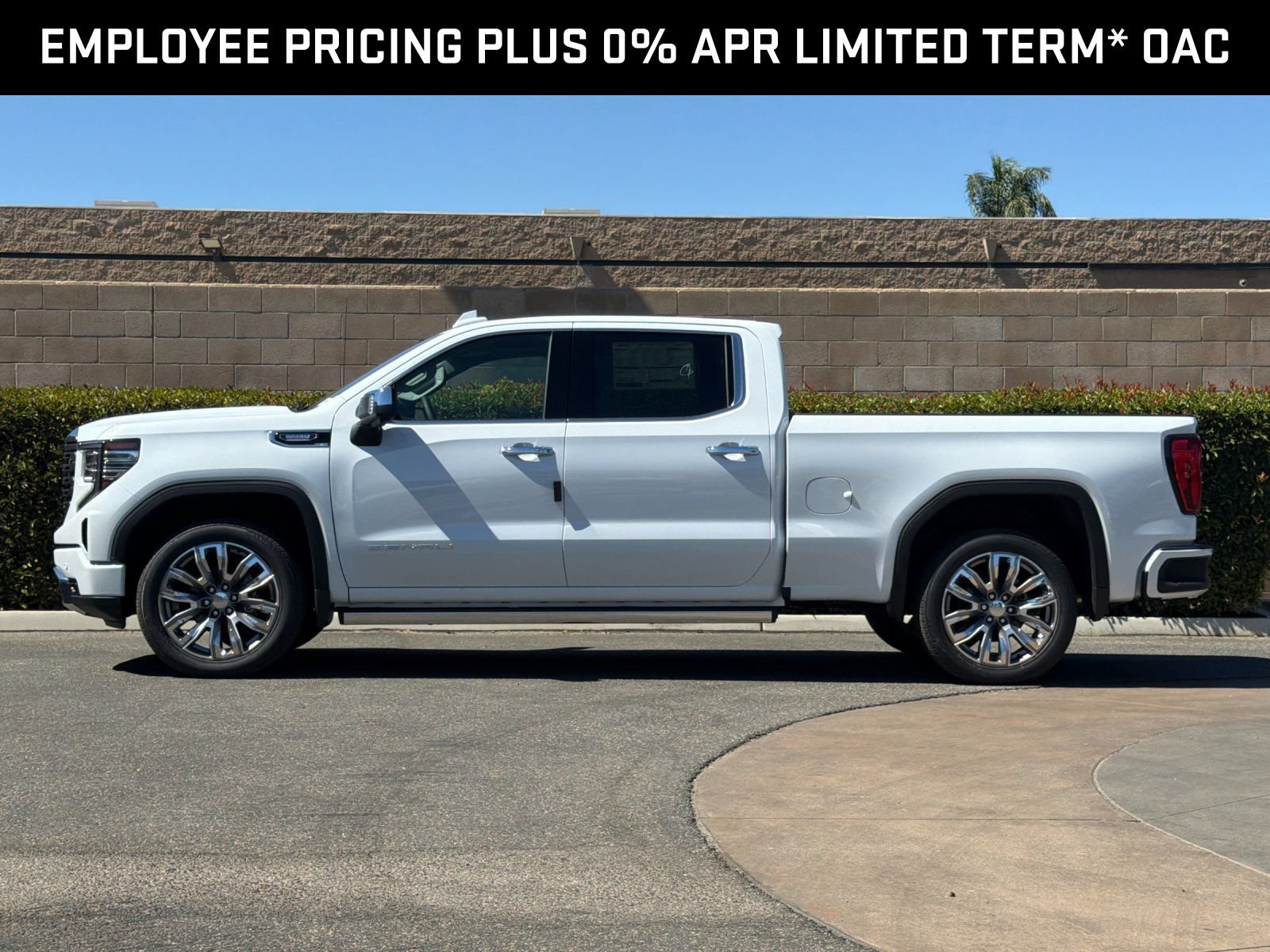 New 2026 GMC Sierra 1500 Denali w/ Denali Reserve Package AWD/4WD image 7