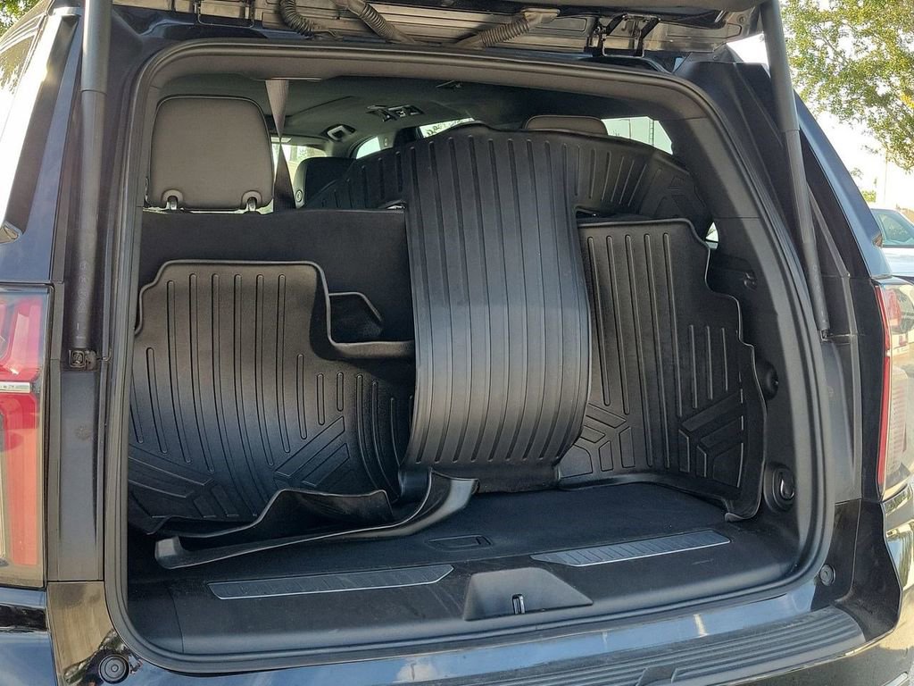 Used 2022 Chevrolet Tahoe Z71 w/ Luxury Package image 19