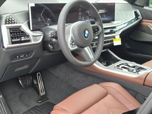 New 2026 BMW X5 xDrive40i w/ M Sport Package AWD/4WD image 3