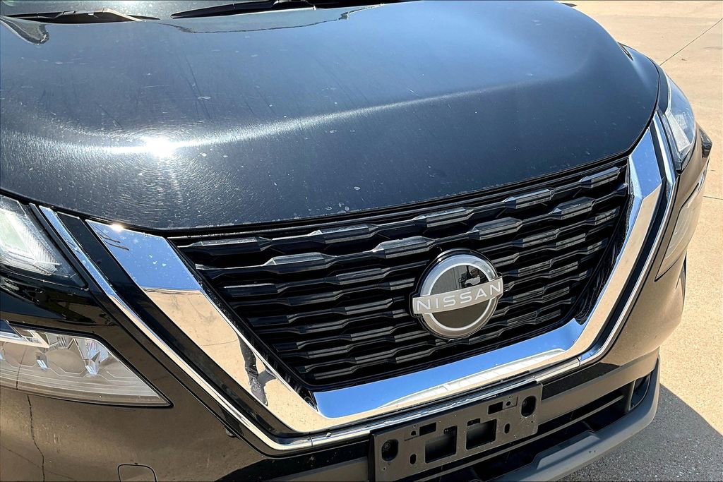 Used 2023 Nissan Rogue SV image 36