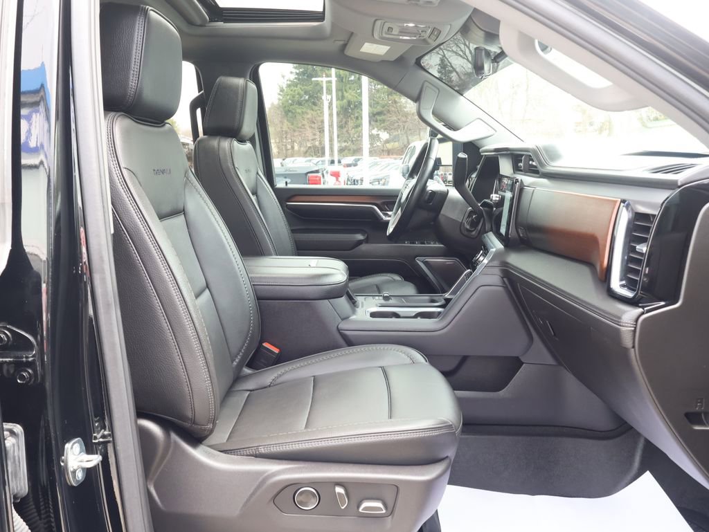 Certified 2024 GMC Sierra 2500 Denali w/ Denali Reserve Package image 46