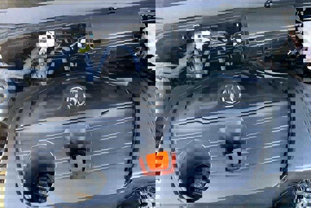 Used 2024 Acura RDX SH-AWD image 32