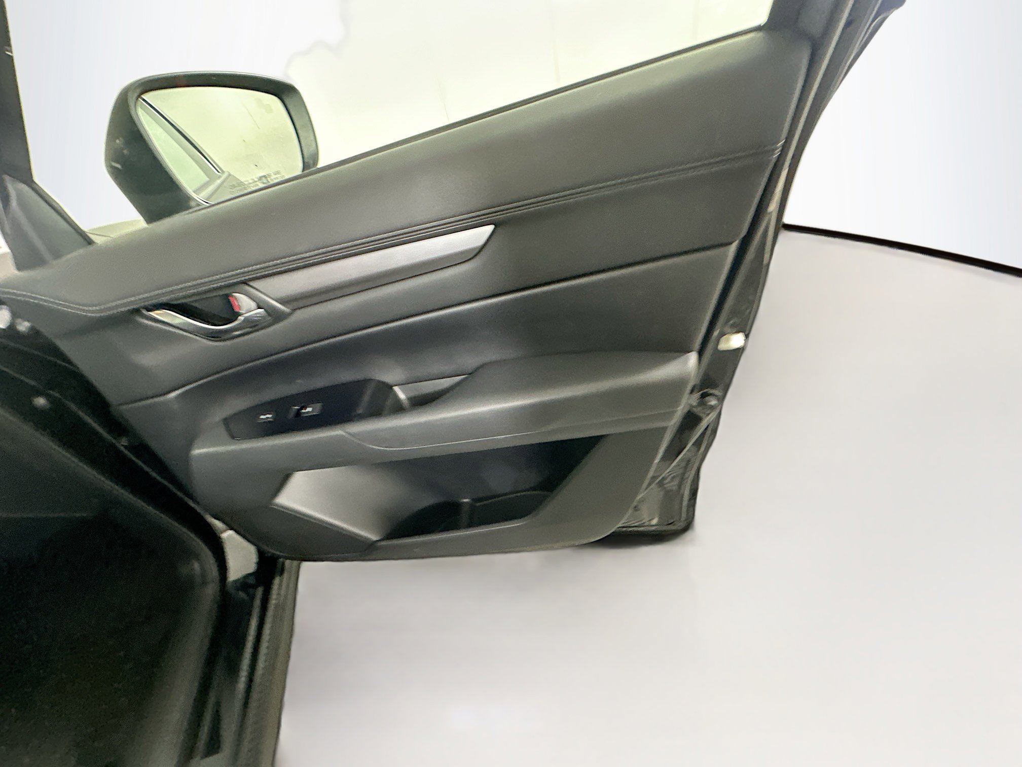 Used 2020 MAZDA CX-5 Touring image 31