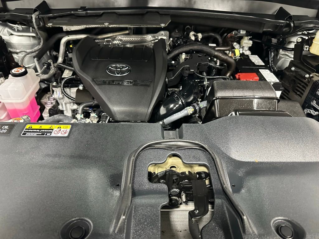 Used 2025 Toyota Grand Highlander AWD image 71