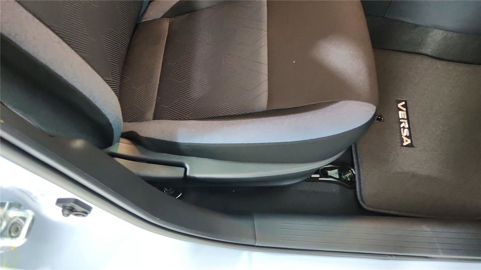 New 2025 Nissan Versa SV w/ Trunk Package image 25