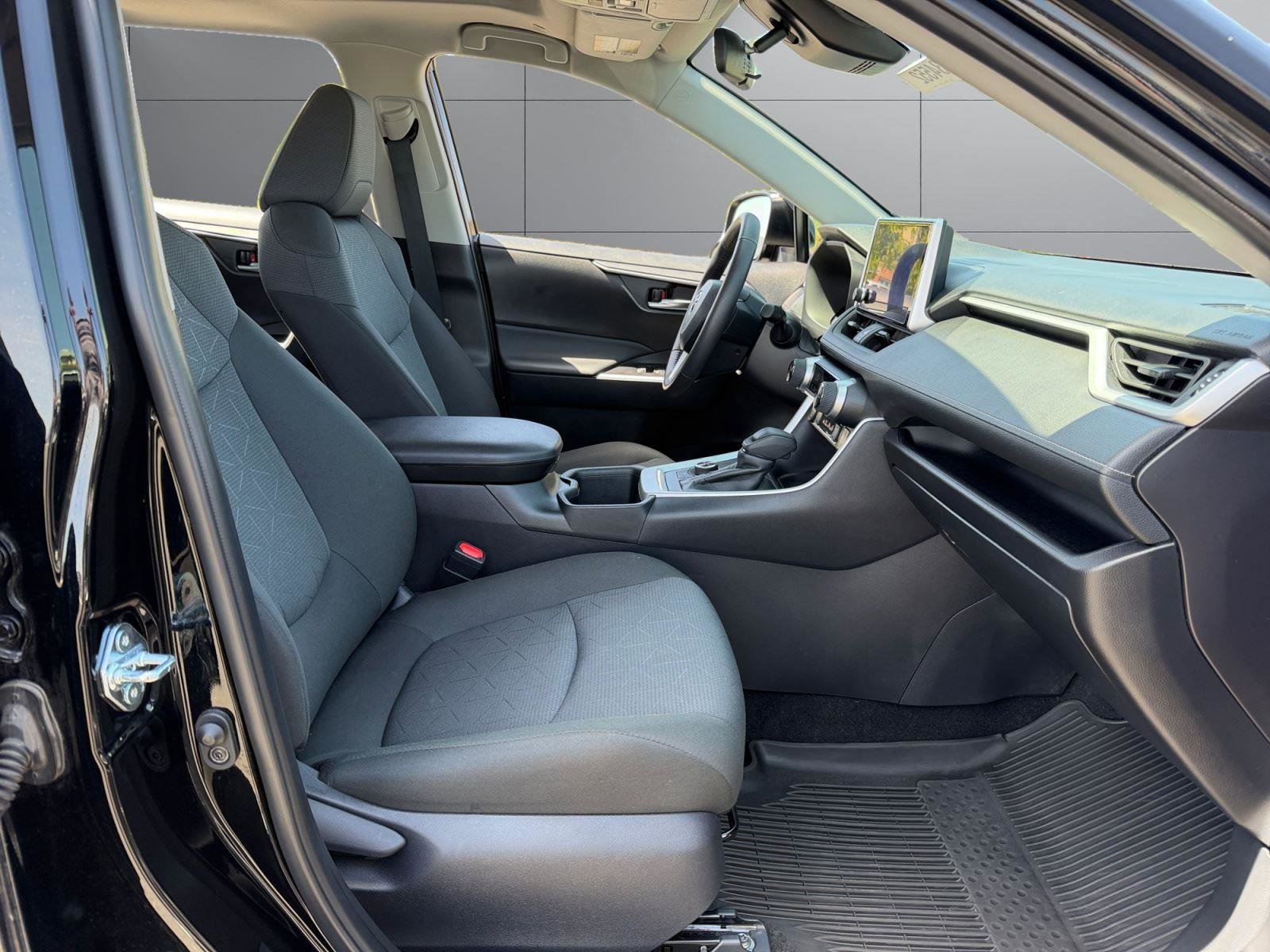 Certified 2025 Toyota RAV4 XLE w/ Convenience Package image 7