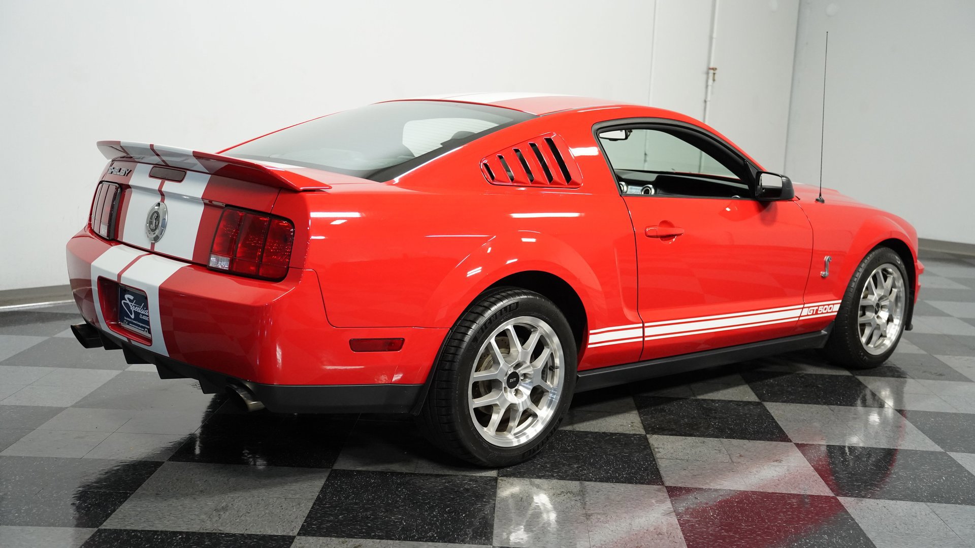 Used 2009 Ford Mustang Shelby GT500 RWD image 11