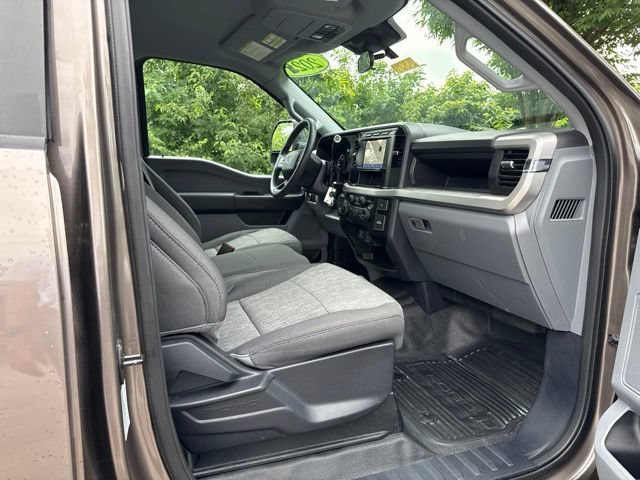 Used 2023 Ford F350 XL AWD/4WD image 32