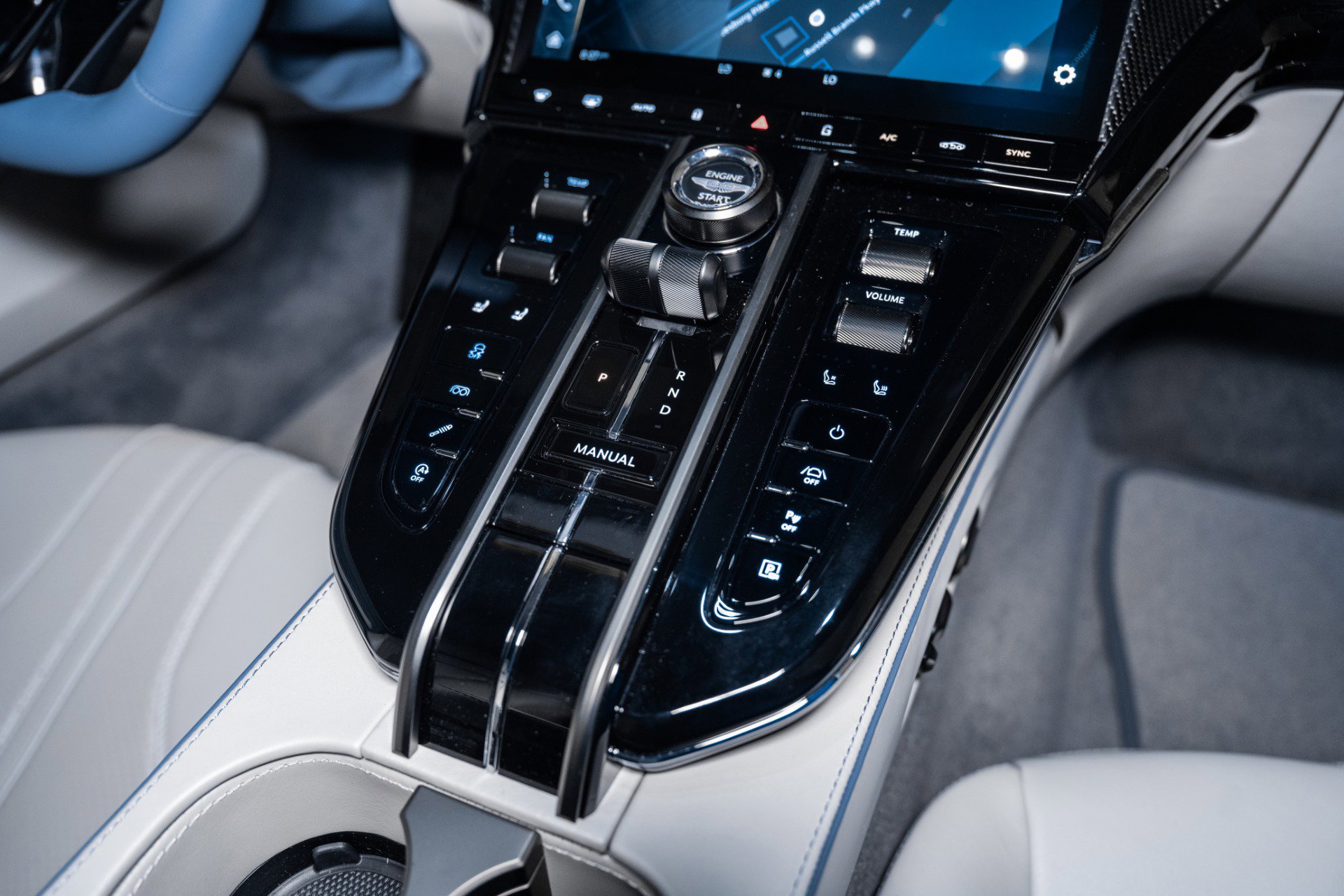 New 2026 Aston Martin V8 Vantage Coupe image 31