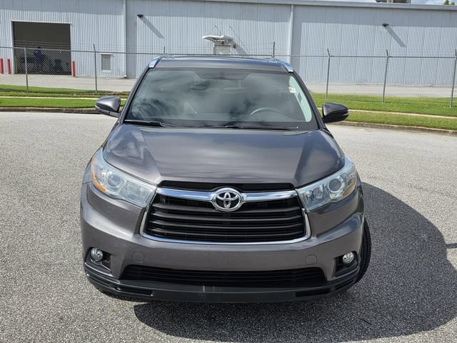 Used 2015 Toyota Highlander XLE FWD image 2