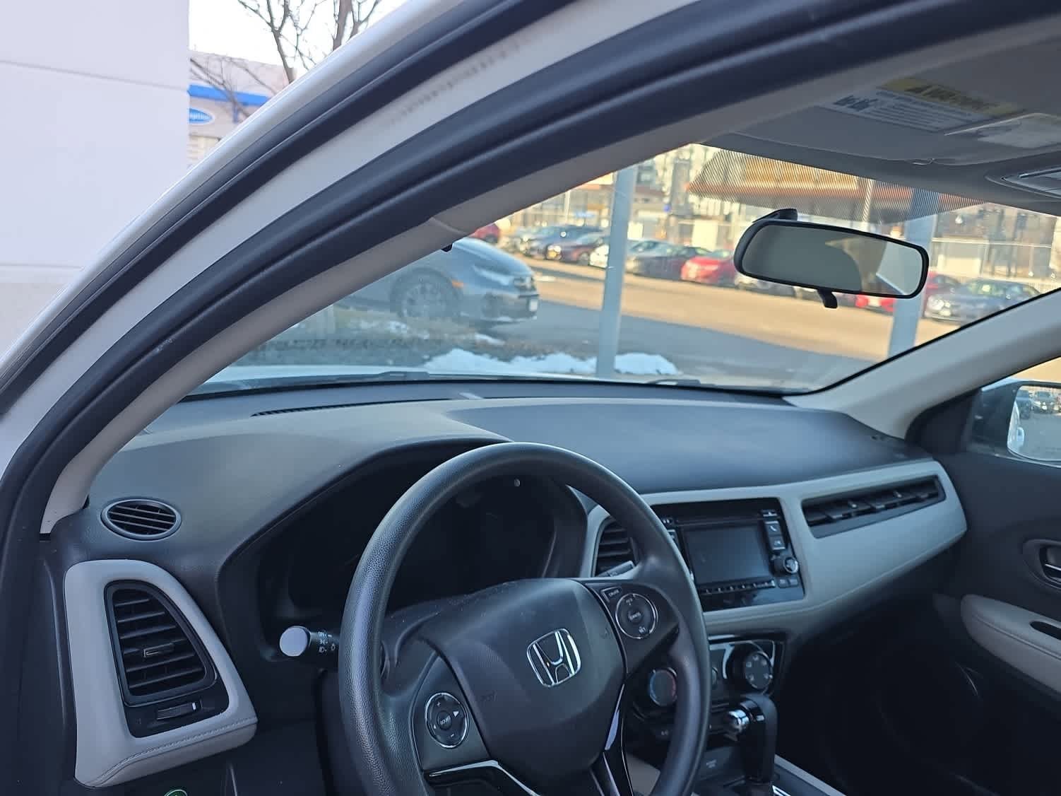 Used 2021 Honda HR-V LX image 6