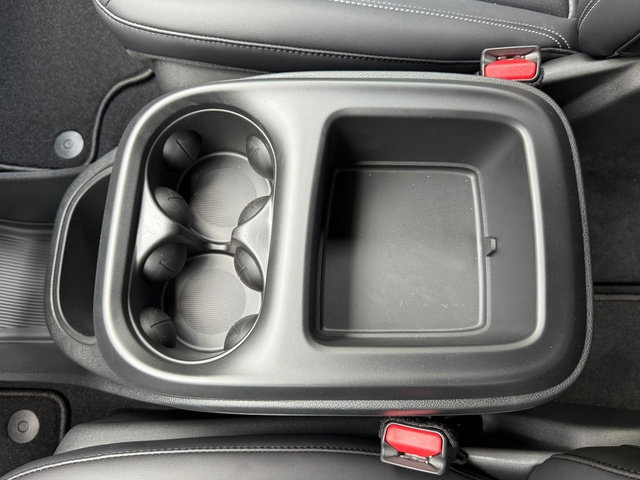 New 2026 Chrysler Pacifica Select image 34