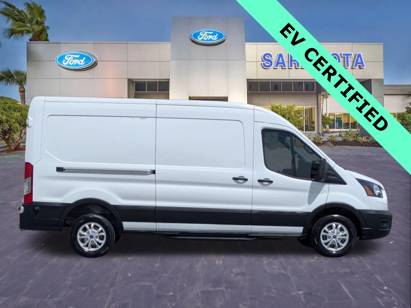 Certified 2023 Ford E-Transit Medium Roof RWD image 1