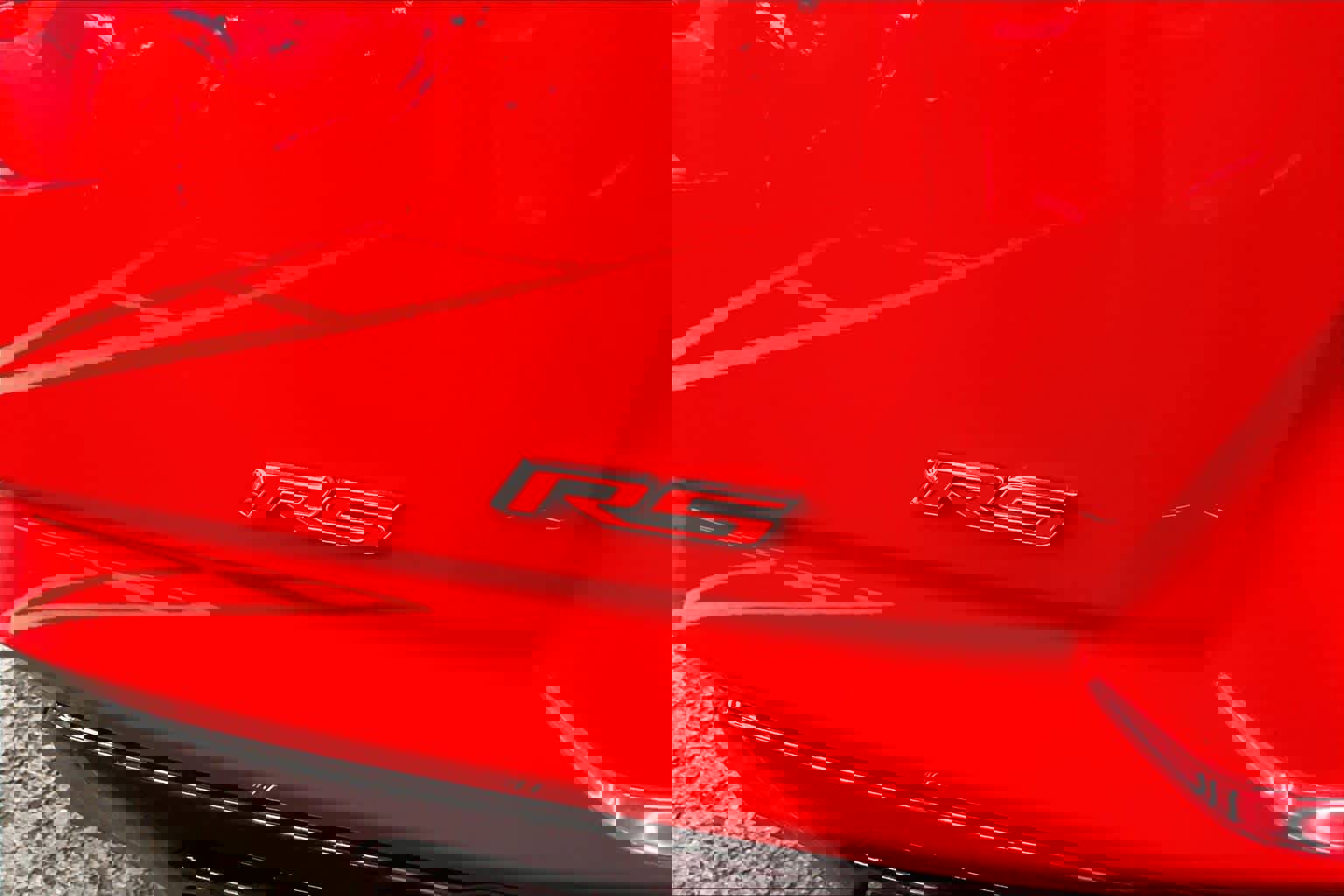 Used 2019 Chevrolet Camaro LT w/ RS Package image 9