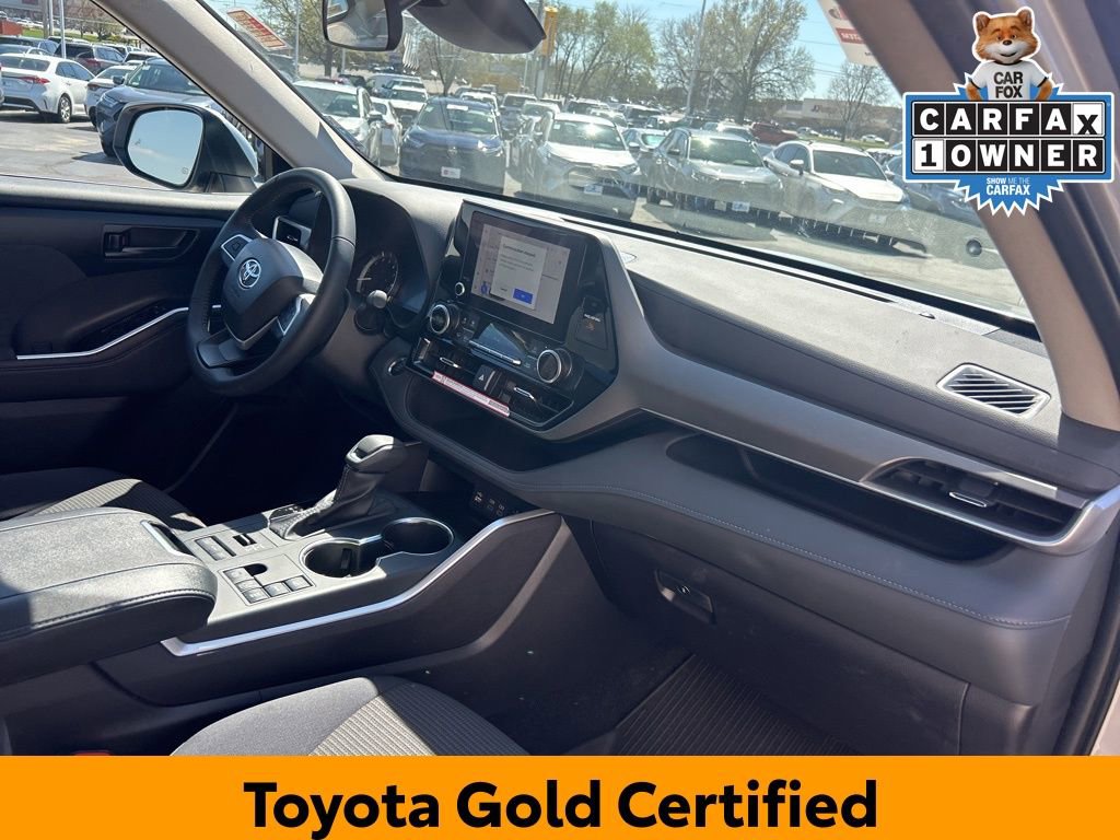 Certified 2025 Toyota Highlander LE AWD/4WD image 8