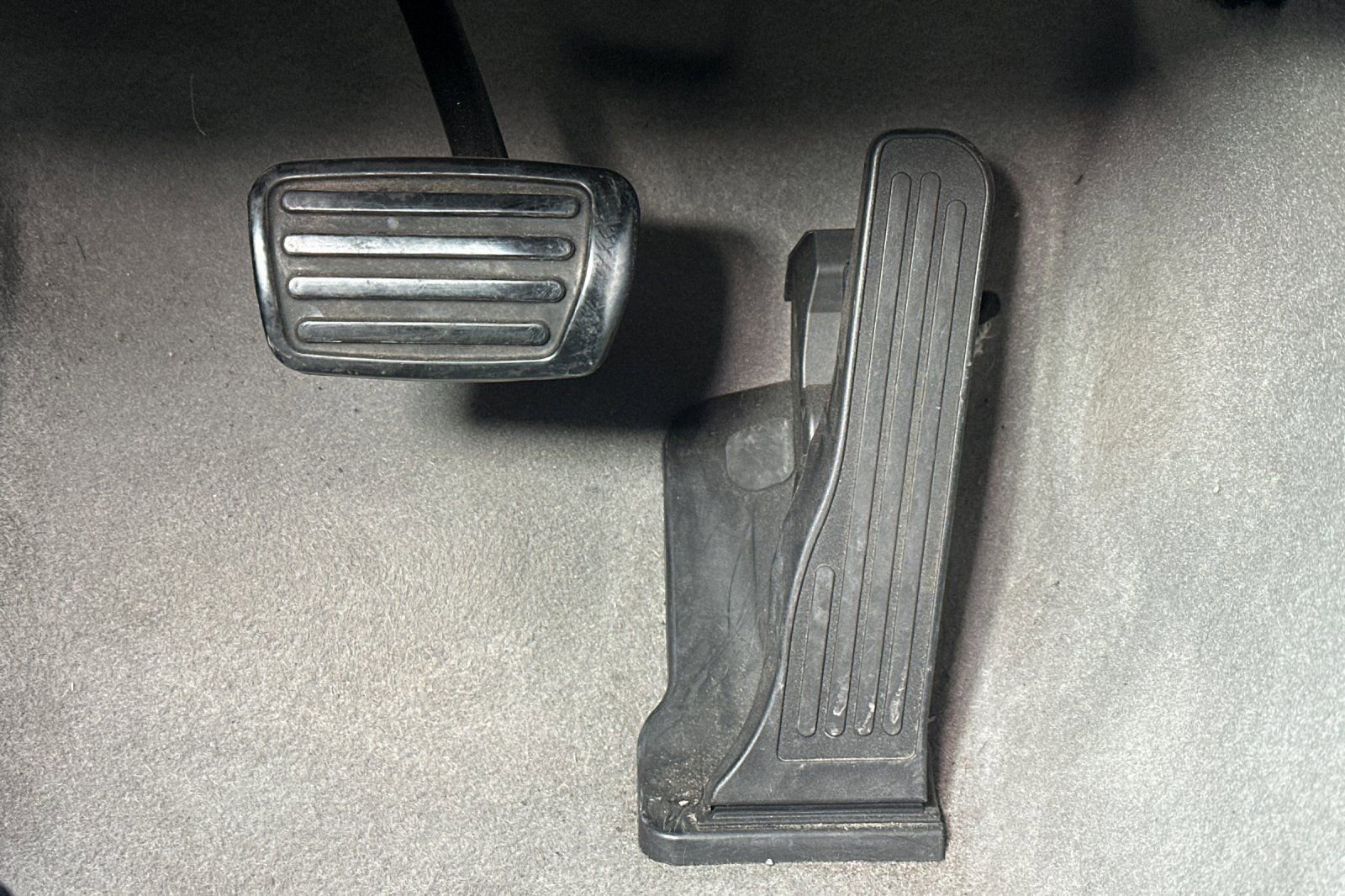 Used 2023 Chevrolet Camaro LT image 42