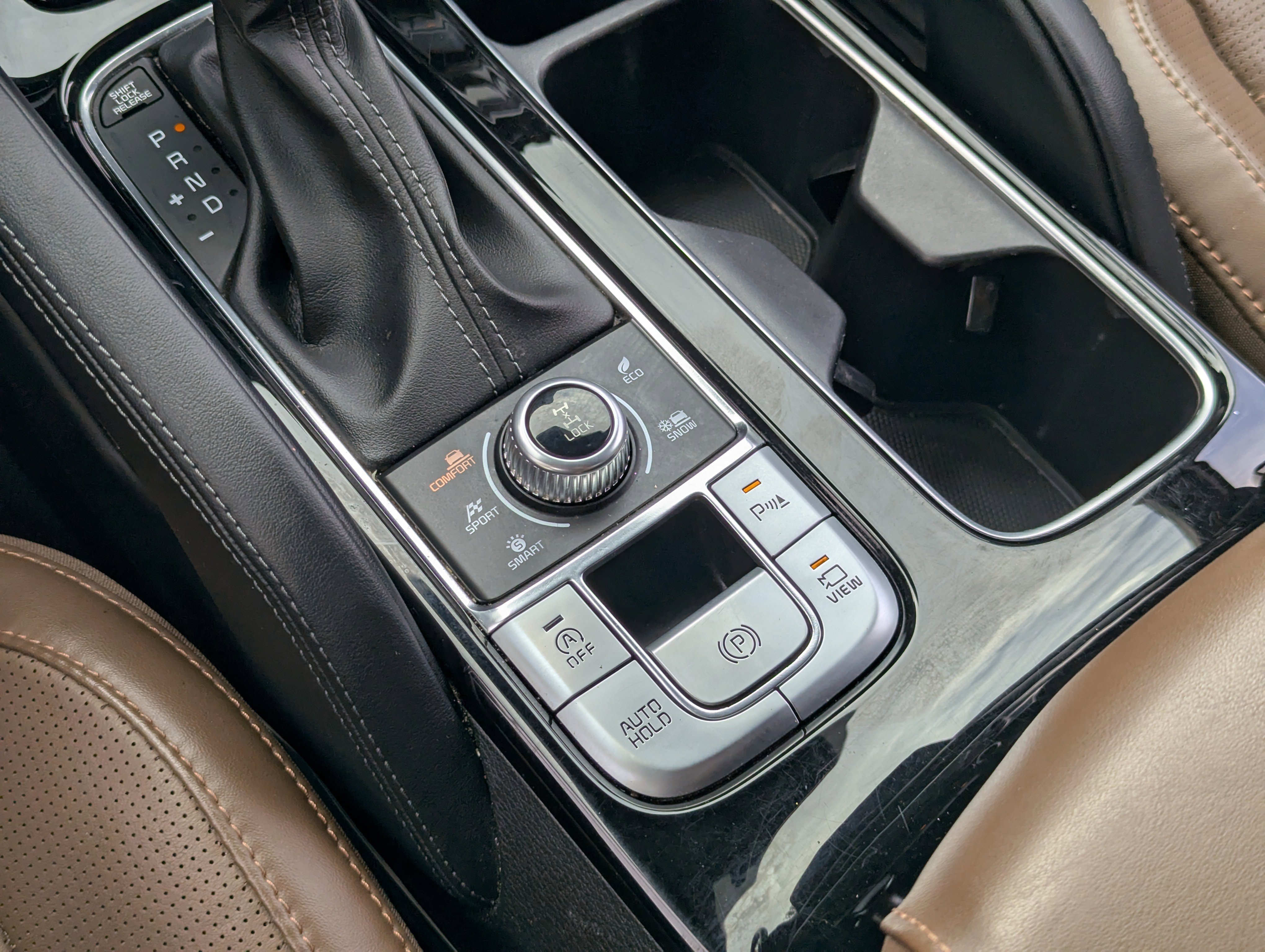 Certified 2021 Kia Telluride SX w/ SX Prestige Package image 29