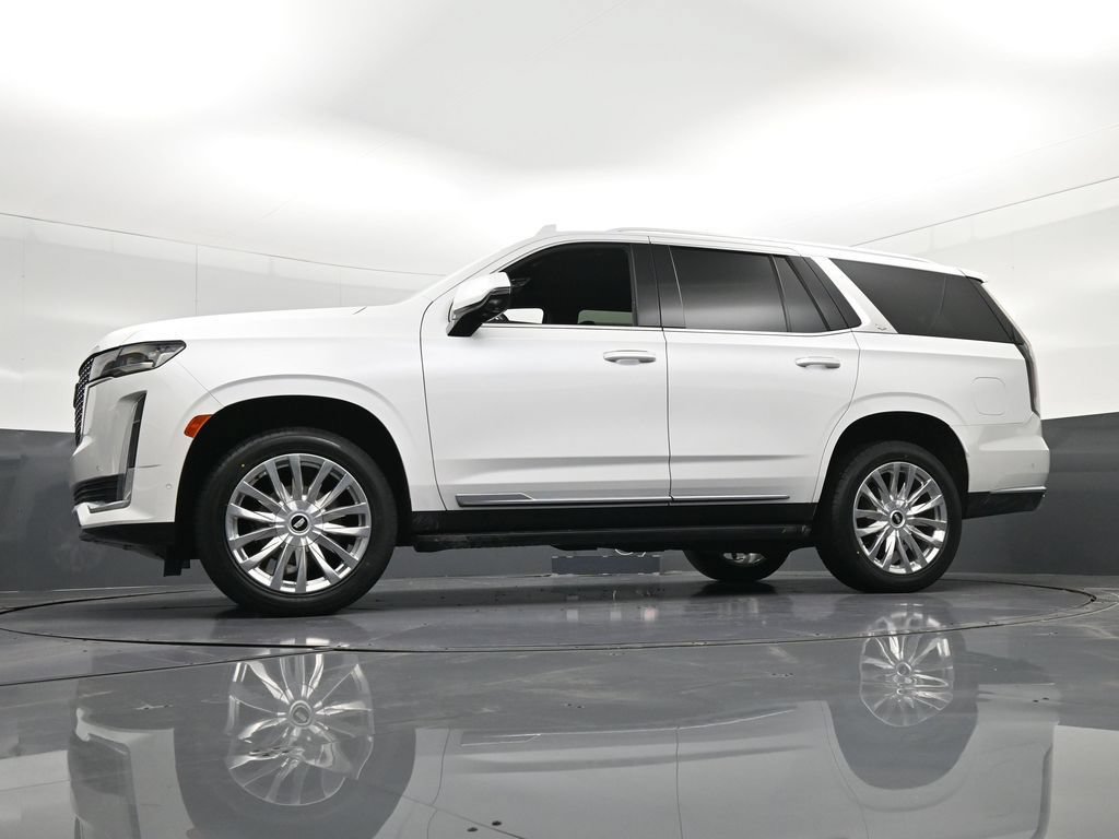 Used 2023 Cadillac Escalade Premium Luxury RWD image 34