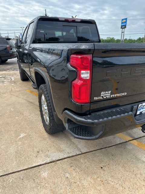 Used 2024 Chevrolet Silverado 2500 High Country w/ High Country Premium Package AWD/4WD image 36