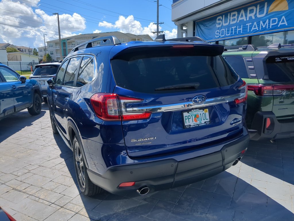 Used 2026 Subaru Ascent Touring AWD/4WD image 7