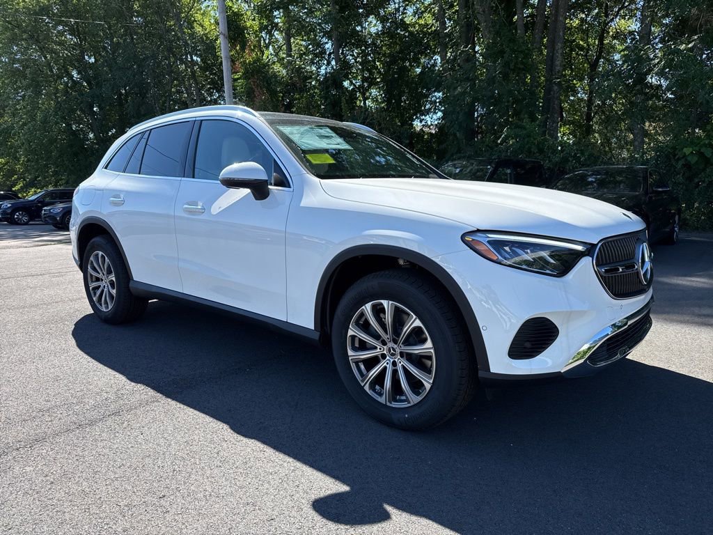 New 2025 Mercedes-Benz GLC 300 4MATIC