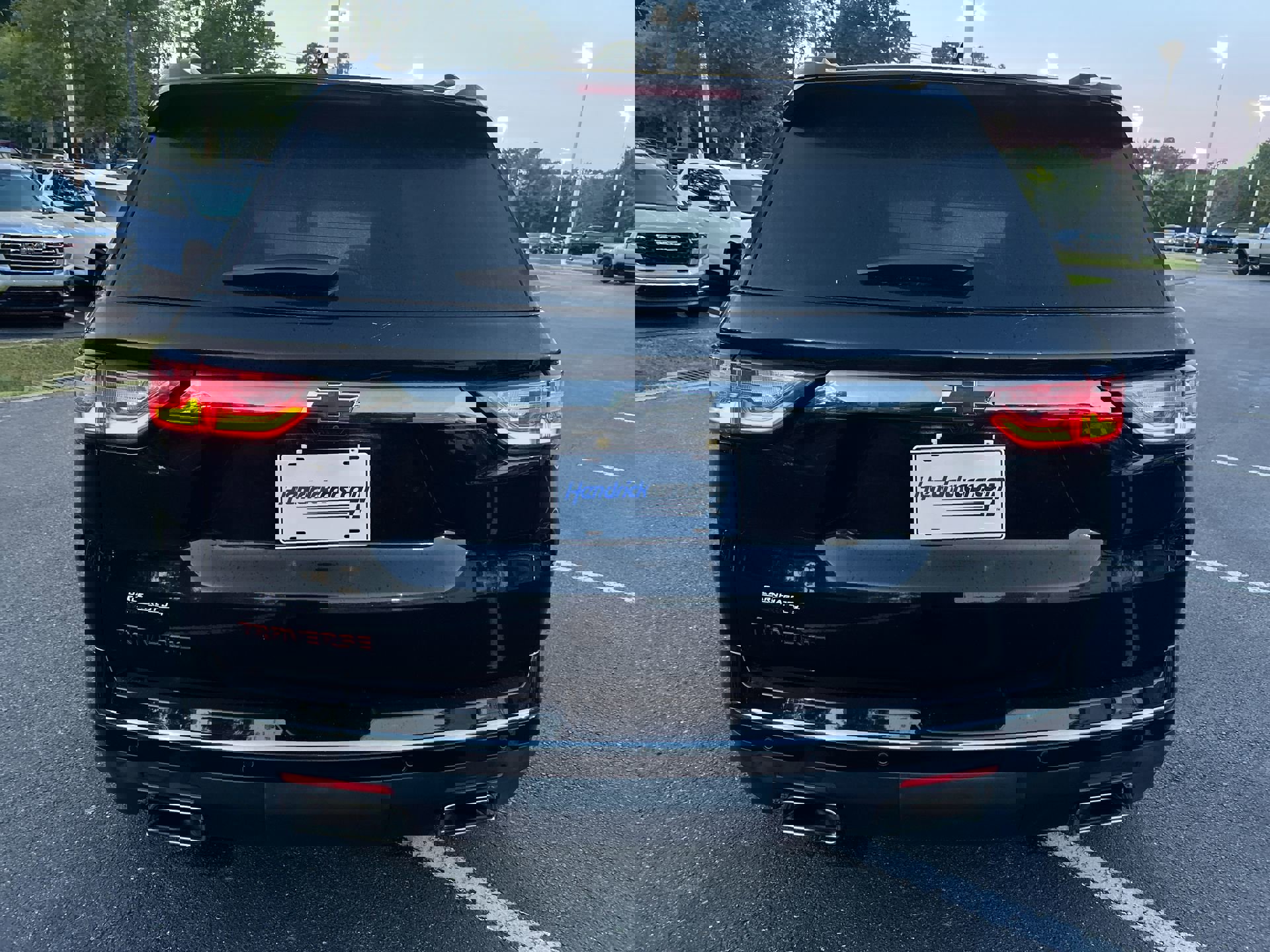 Used 2019 Chevrolet Traverse Premier w/ Redline Edition image 8