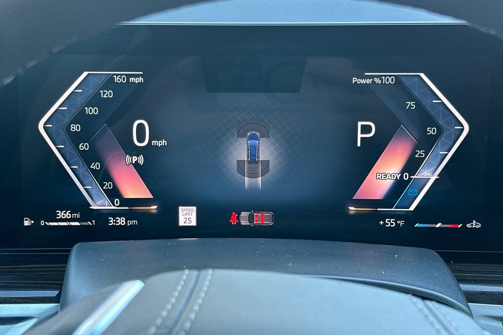 Used 2025 BMW X7 xDrive40i w/ Parking Assistance Package image 34