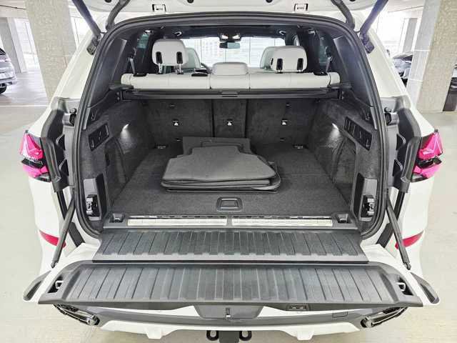 Certified 2025 BMW X5 xDrive50e w/ M Sport Package AWD/4WD image 28