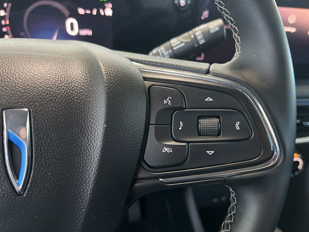 Used 2024 Buick Encore GX Preferred FWD image 7