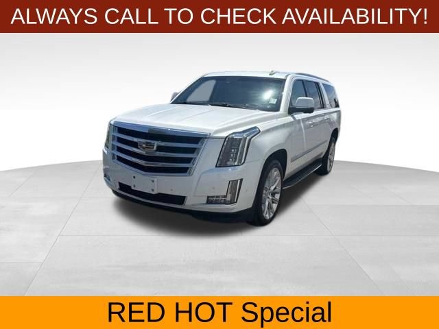 Used 2018 Cadillac Escalade ESV Luxury AWD/4WD image 3