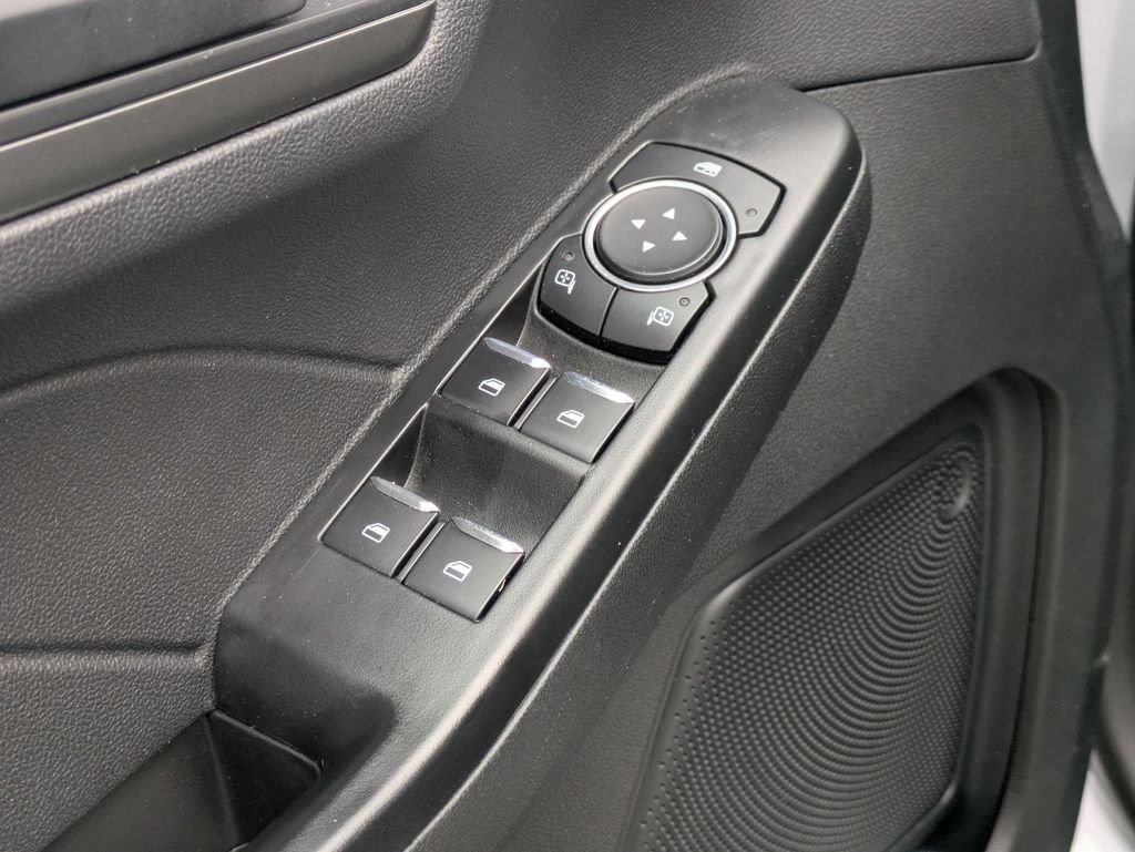 Used 2025 Ford Escape Active AWD/4WD image 13