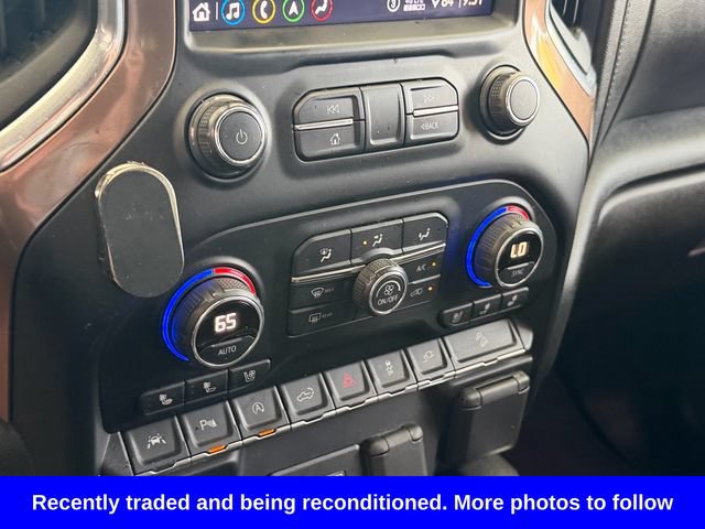Used 2020 Chevrolet Silverado 1500 High Country w/ Technology Package AWD/4WD image 22