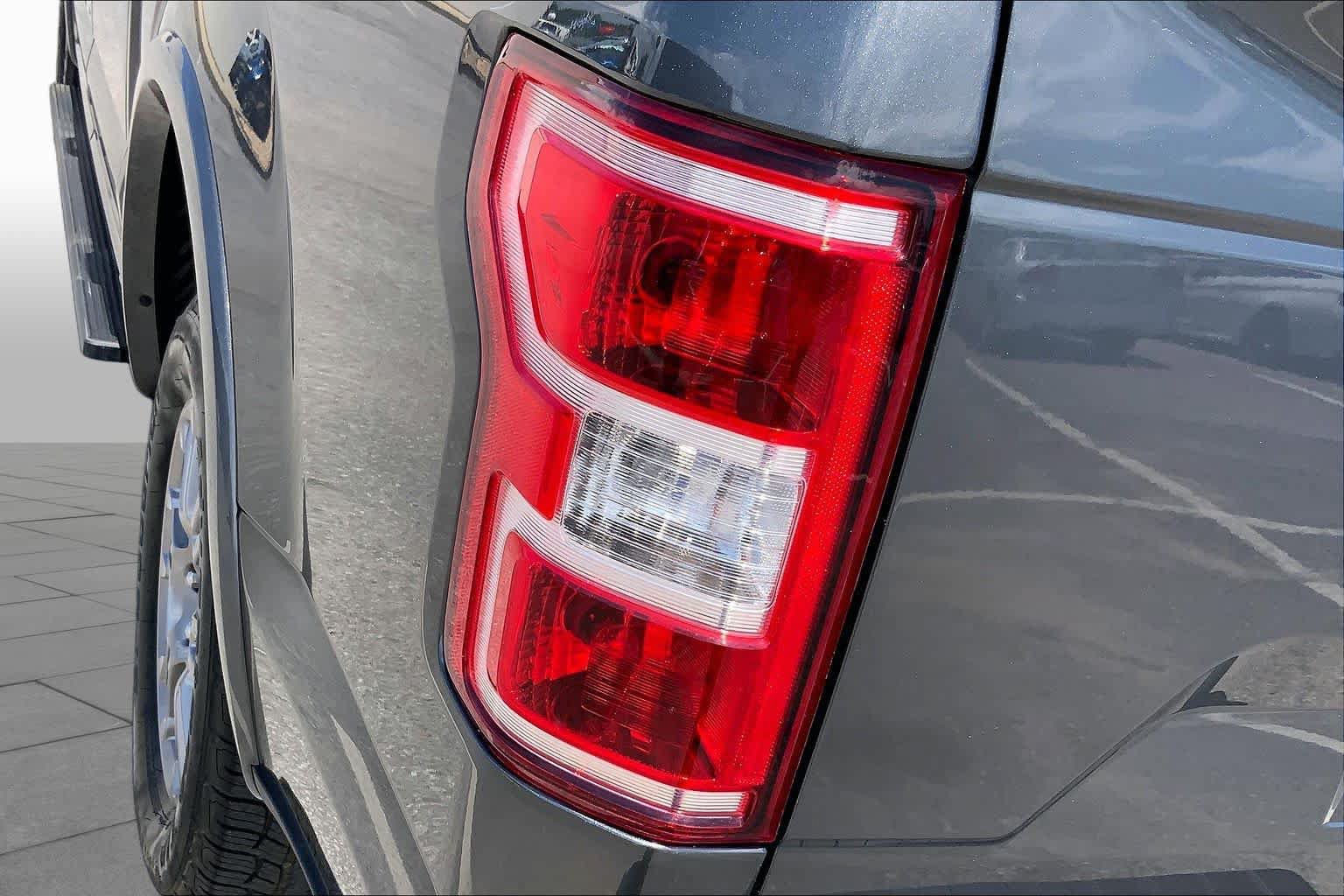 Certified 2019 Ford F150 Lariat RWD image 28