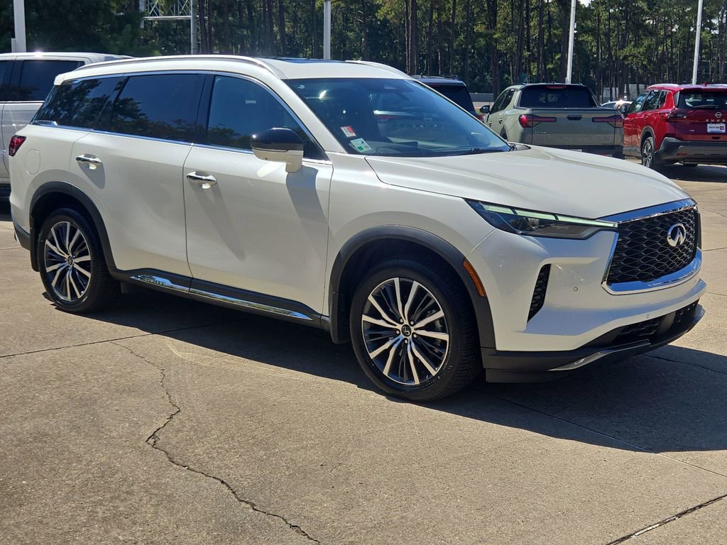 Used 2023 INFINITI QX60 Sensory w/ Vision Package image 9