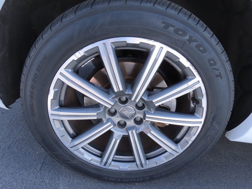 Used 2018 Audi Q7 3.0T Premium Plus AWD/4WD image 17