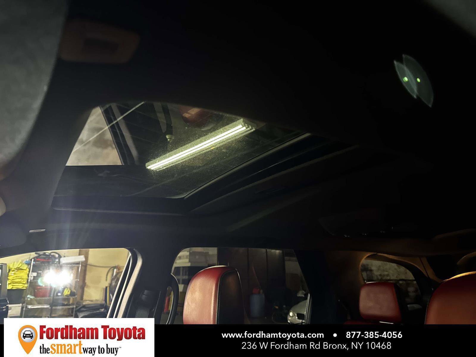 Used 2021 Dodge Durango R/T w/ Blacktop Package AWD/4WD image 20